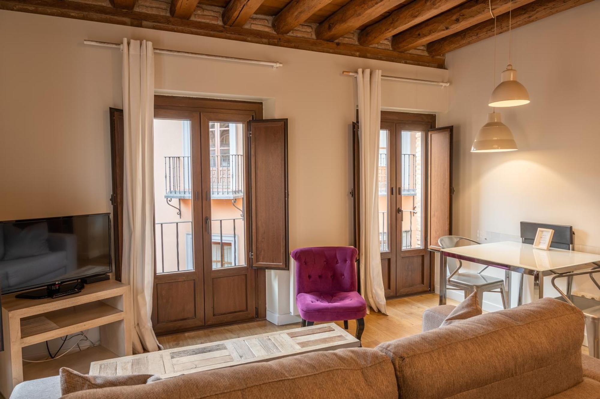 Apartamentos Santa Fe Толедо Экстерьер фото